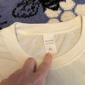 Gildan Cream Graphic T-Shirt